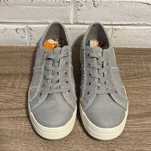 Blowfish Gray Sneakers Size 8.5